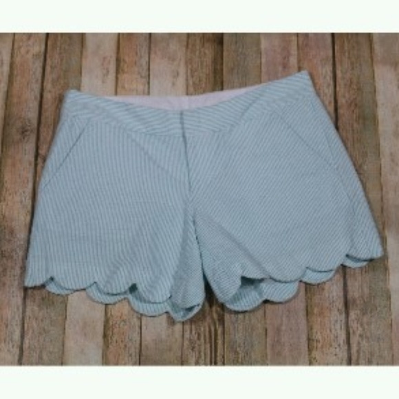Lilly Pulitzer Pants - Lilly Pulitzer Buttercup Seersucker Shorts Scallop